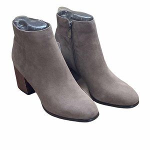 Aqua College Waterproof Booties Dark Taupe Sz 9.5M